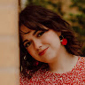 Meet your Posher, Mae